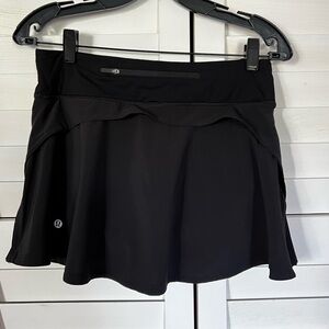 Lululemon Play off the Pleats Skirt